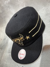 Mitchell＆Ness/ミッチェルアンドネス NBA シカゴ・ブルズ Retro Roots  ピルボックス キャップ ブラック