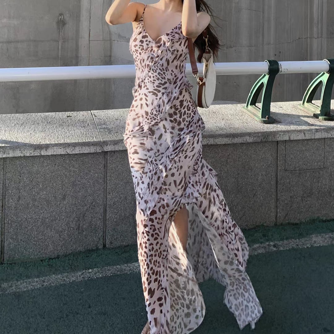 Slim-fit leopard dress 260830