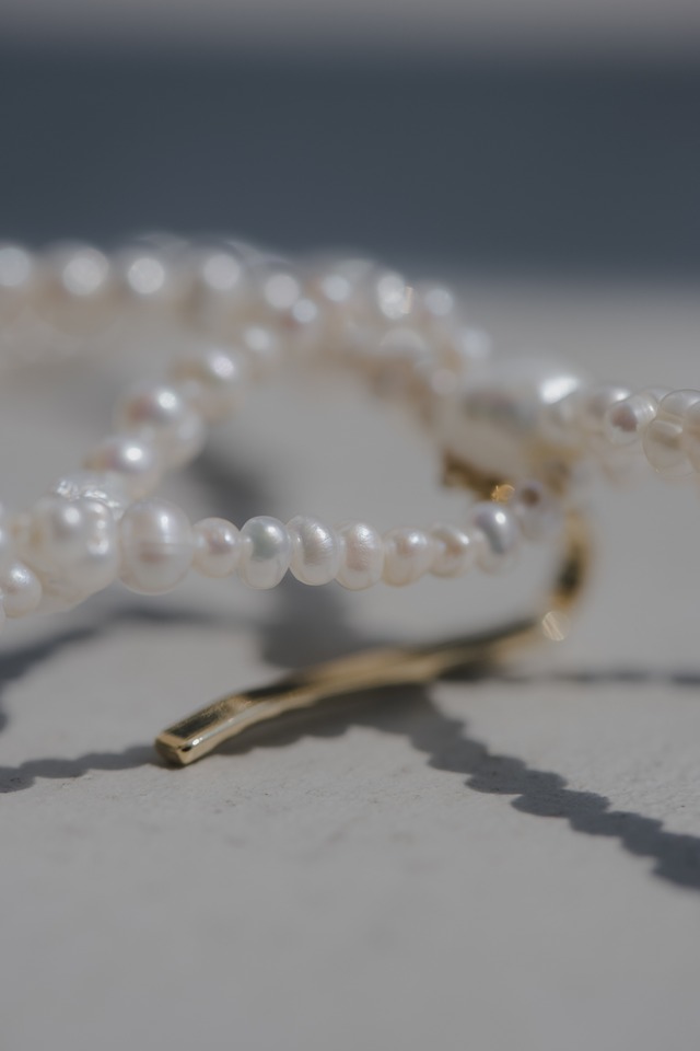 pearl ribbon pony hook