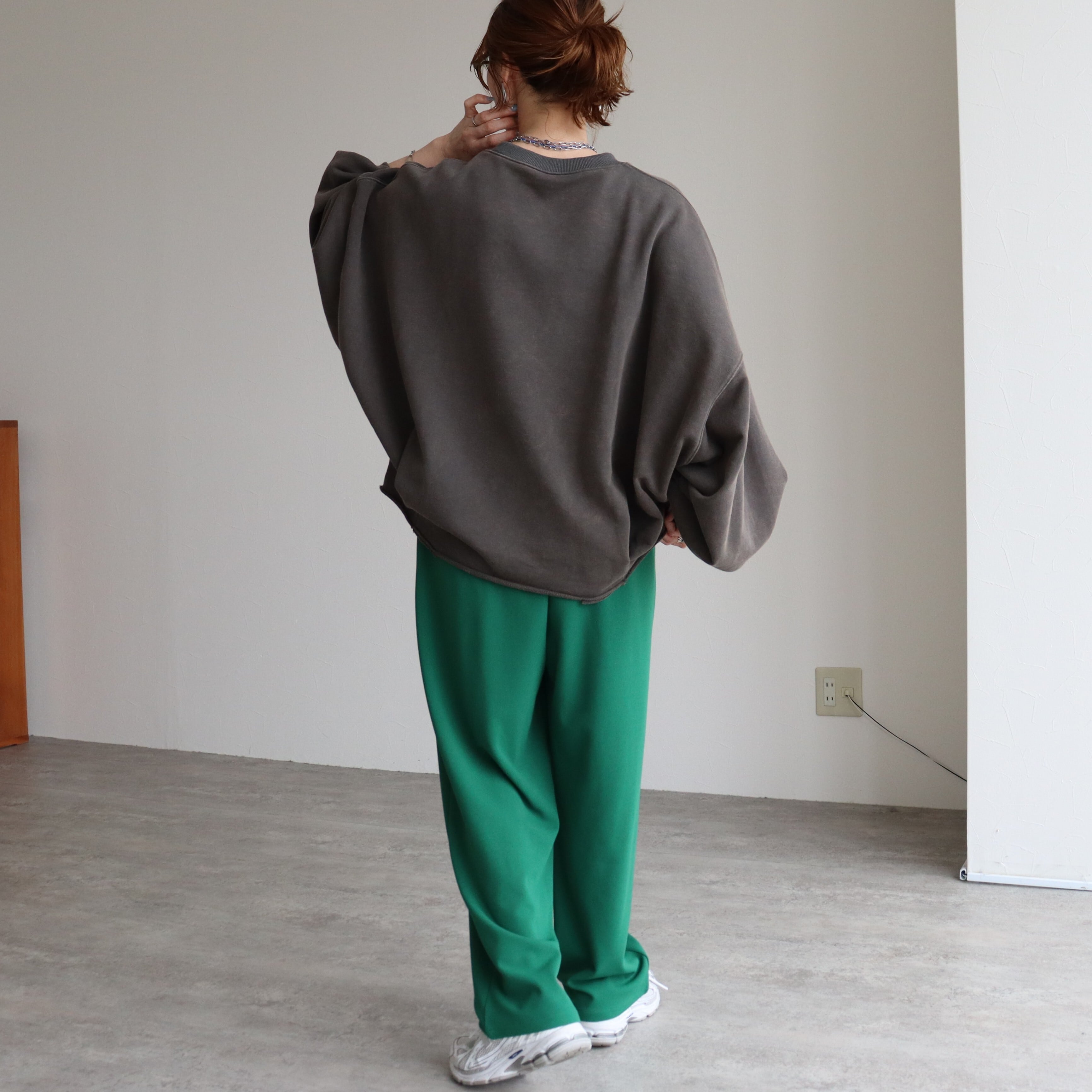 全骨格◎/体型拾わず美脚見え】カットジョーゼットタックパンツ【y1106