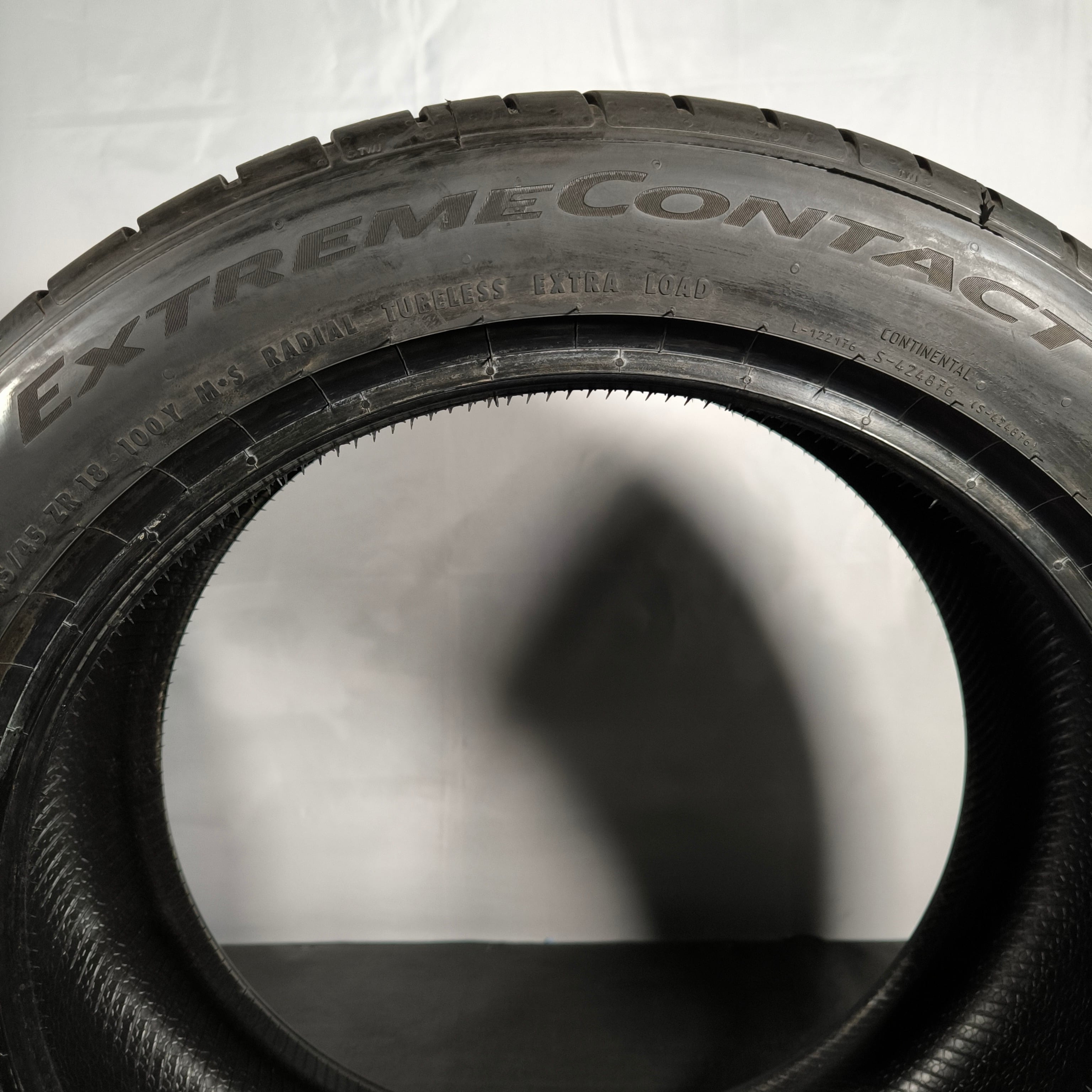 245/45ZR18 100Y Continental ExtremeContact DWS06 PLUS