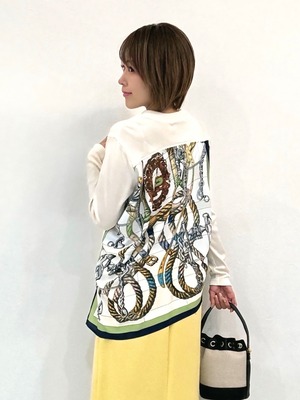 バックスカーフリブニットソー