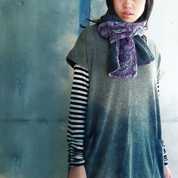 エイジレス プリントフランネルと無地のマフラー