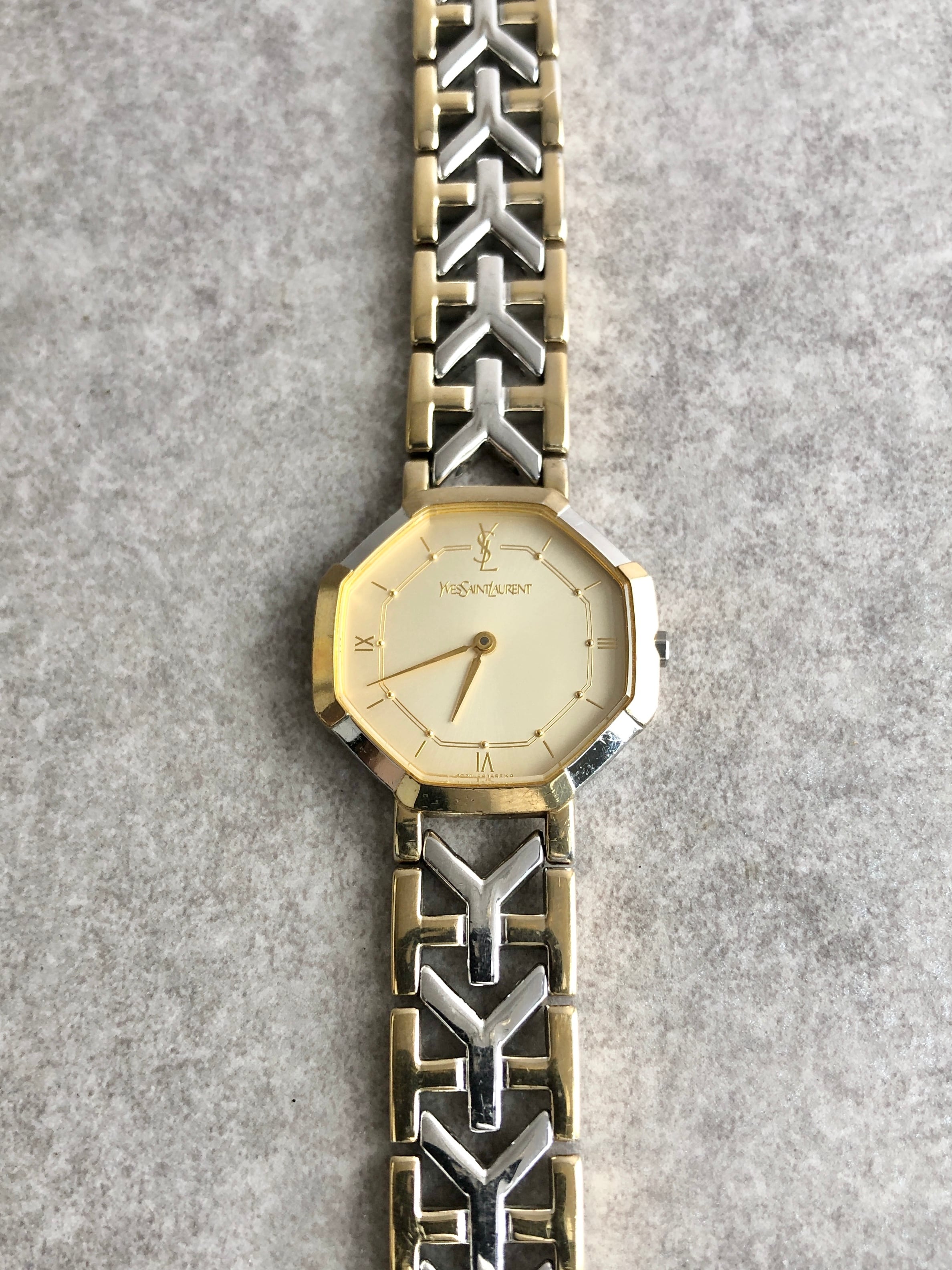 Yves Saint Laurent イヴ・サンローラン 腕時計 ゴールド YSL Yves Saint Laurent イヴ・サンローラン 腕時計 ゴールド YSL