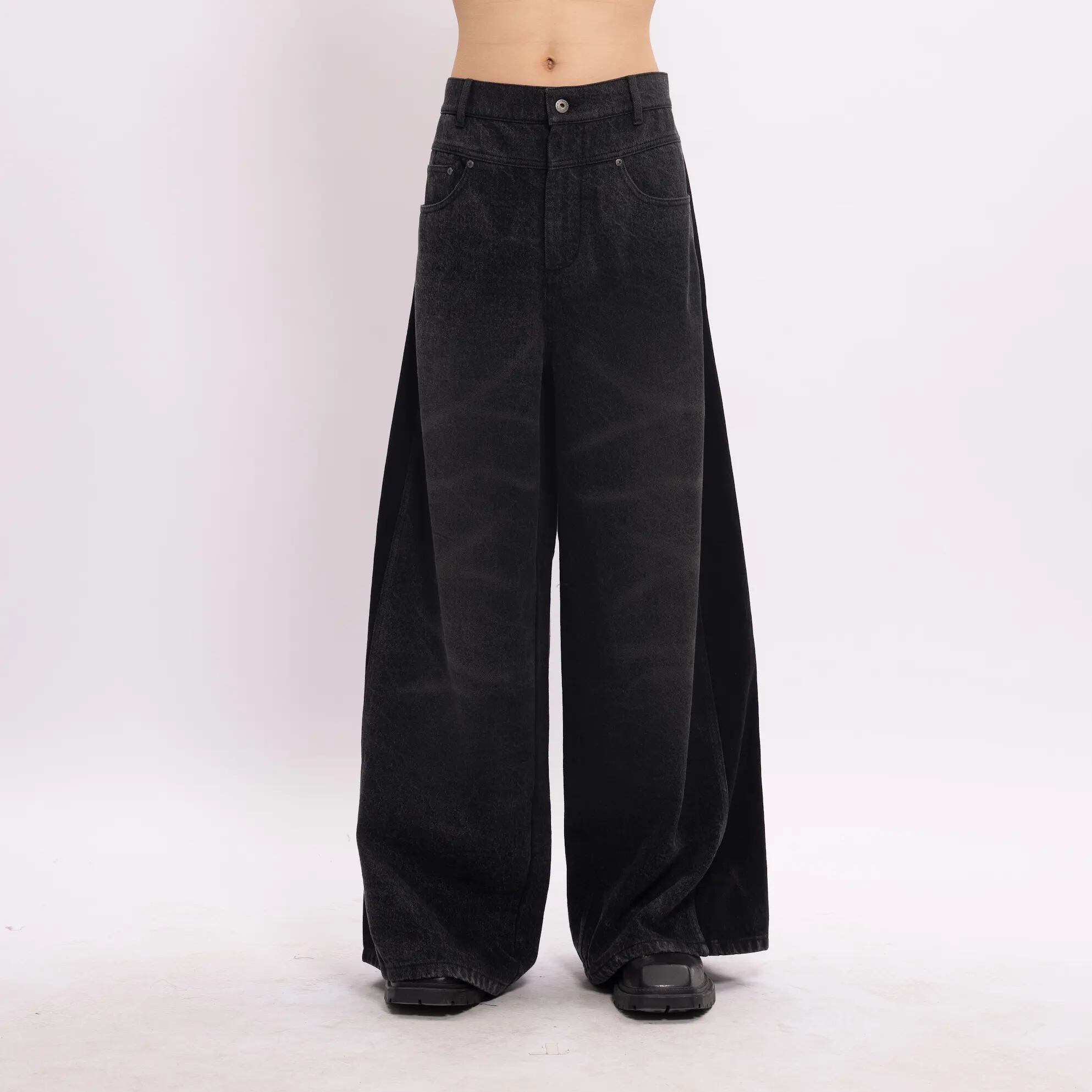 Feng Chen Wangフェンチェンワン スラックス 26SS】Feng Chen Wang フェンチェンワン / ワイドレッグデニムパンツ パンツ