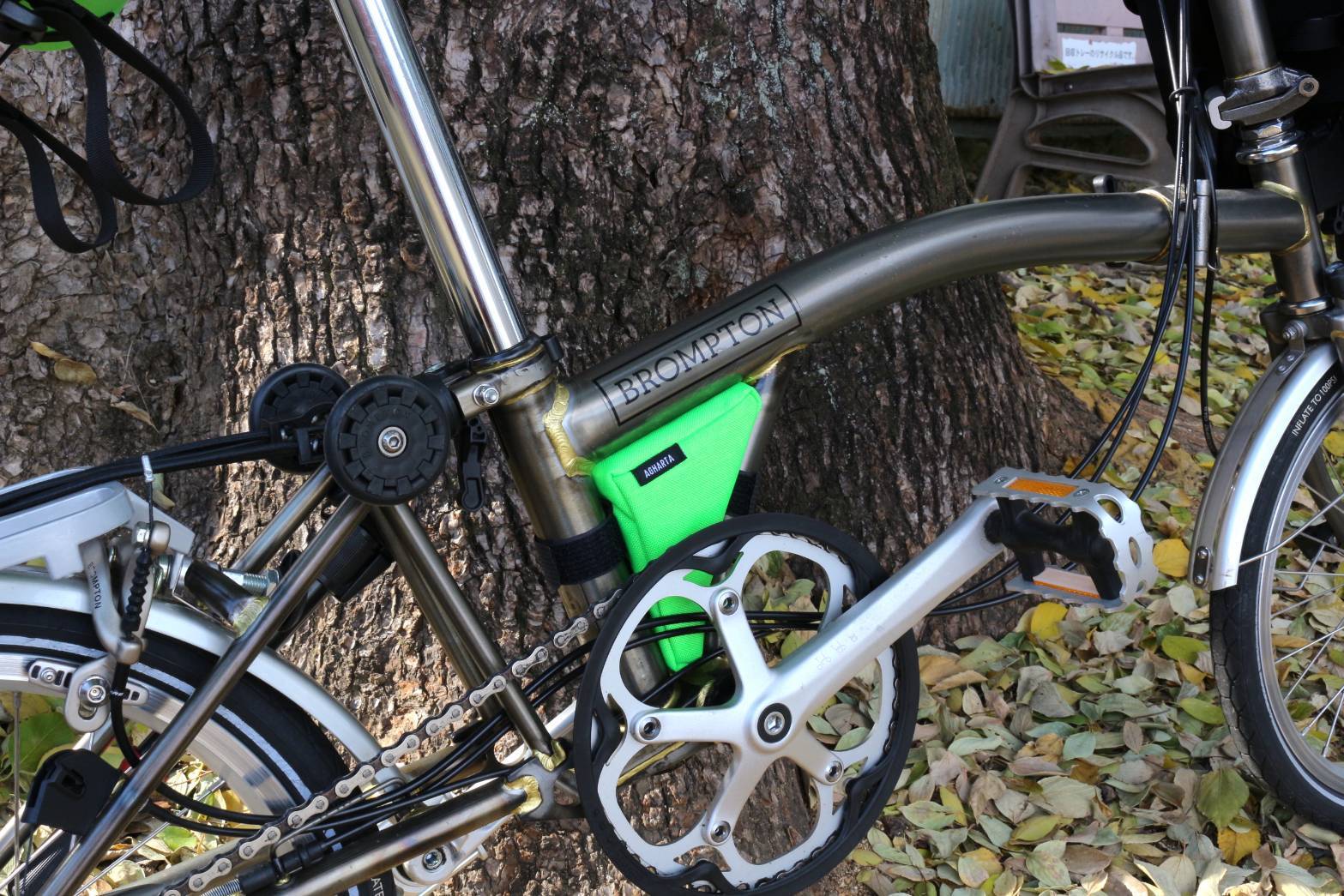 Brompton Frame Bag 1000D Cordura Navy x Green | AGHARTA bike packing