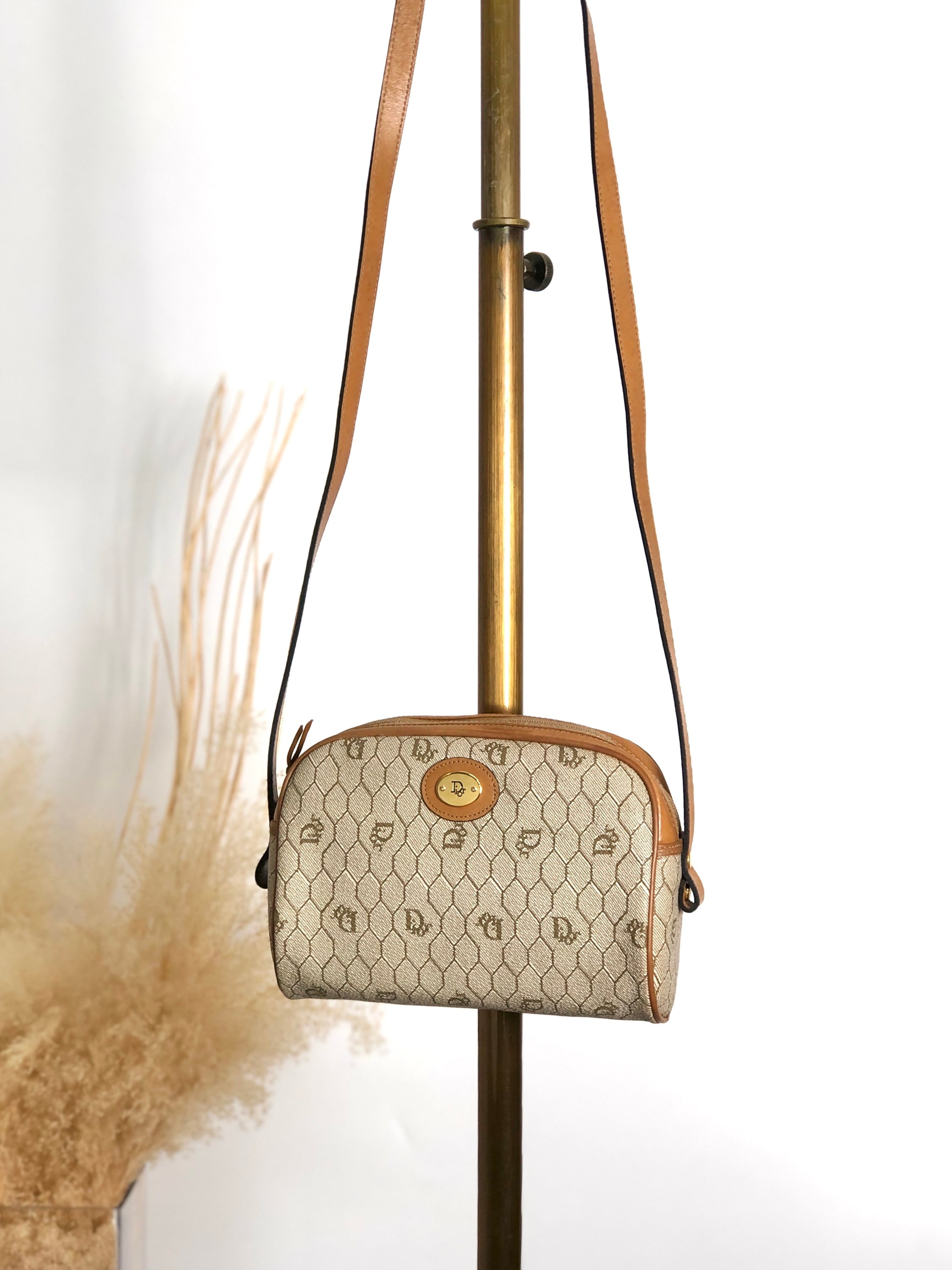 Christian Dior クリスチャン ディオール ハニカム ショルダーバッグ