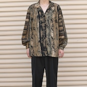 design pattern open collar shirt