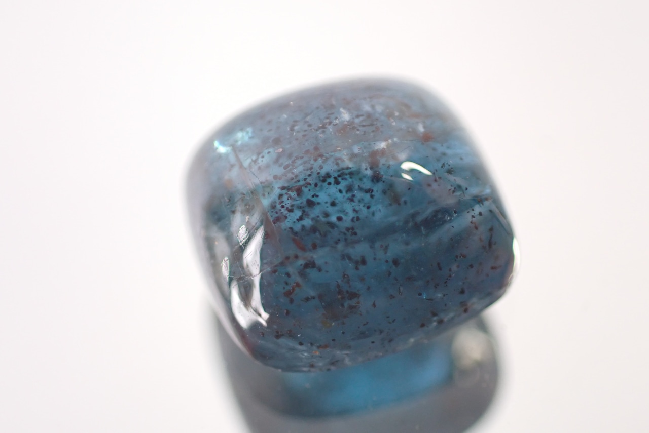 インディゴカイヤナイト　2.10ct　[D9-154]