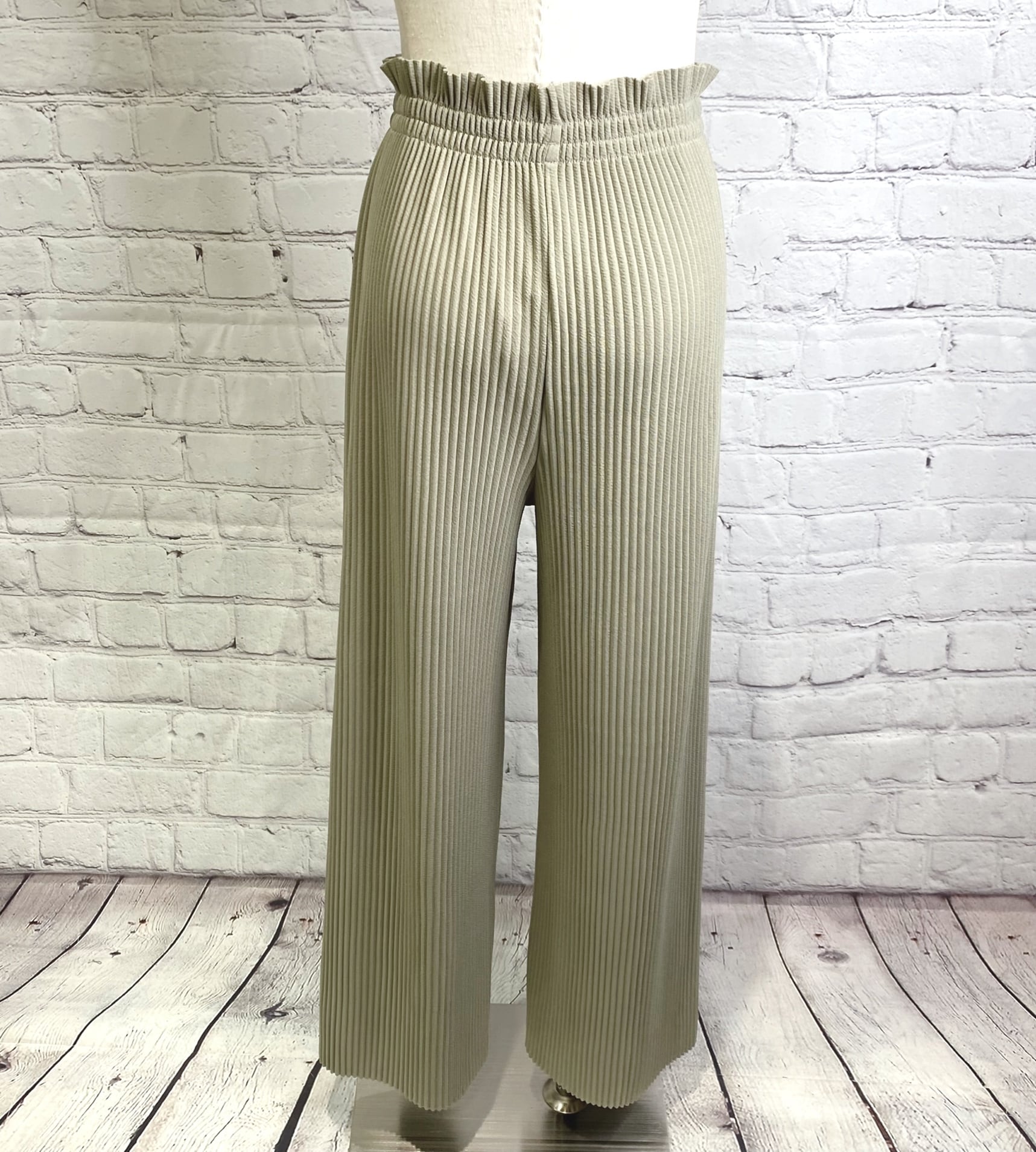 50%off❤️SALE！ ayane アヤンプリーツワイドパンツ | Select Shop