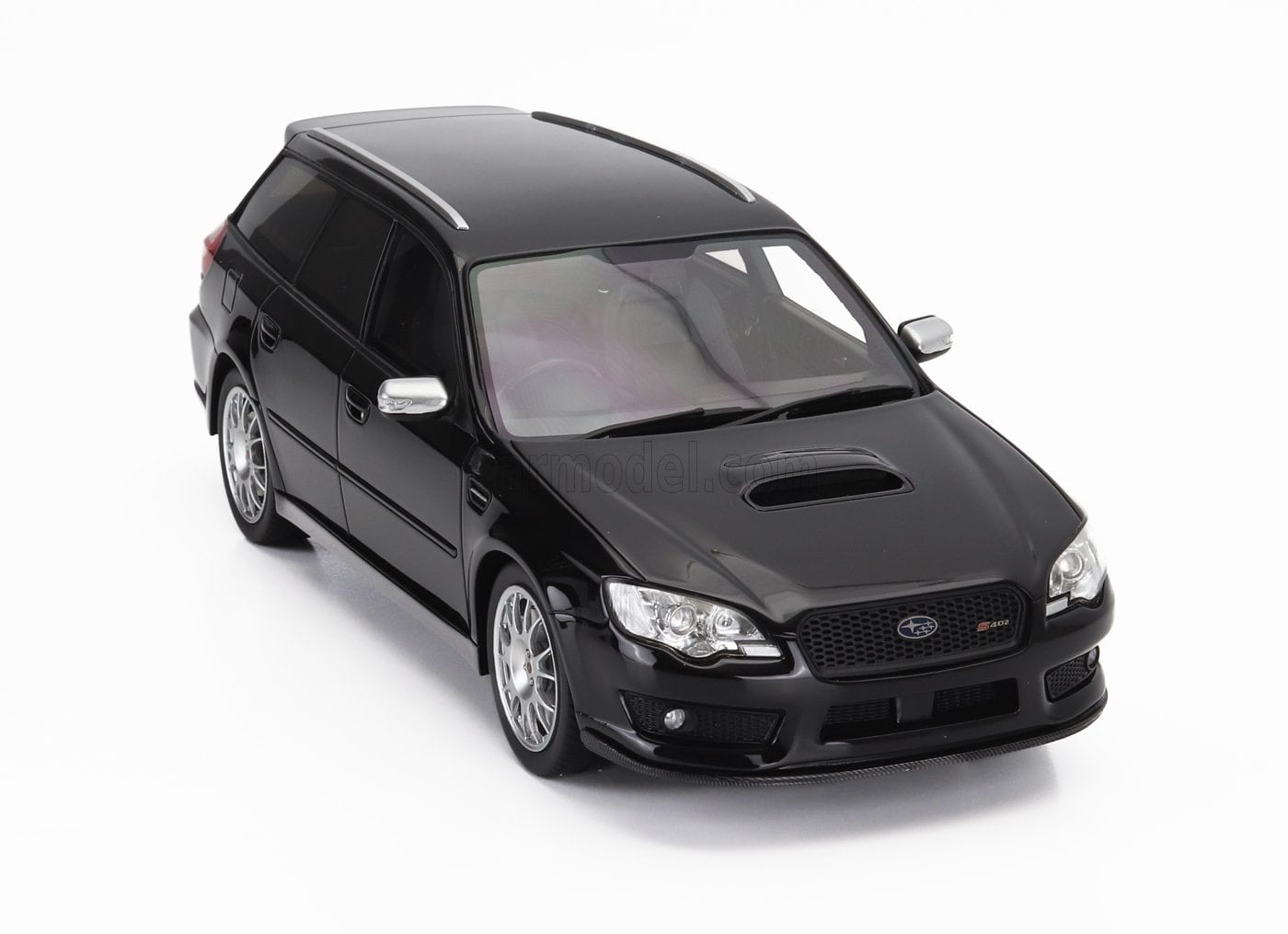ミニカー 1/18 スバル レガシー DNA COLLECTIBLES 1/18 SUBARU LEGACY
