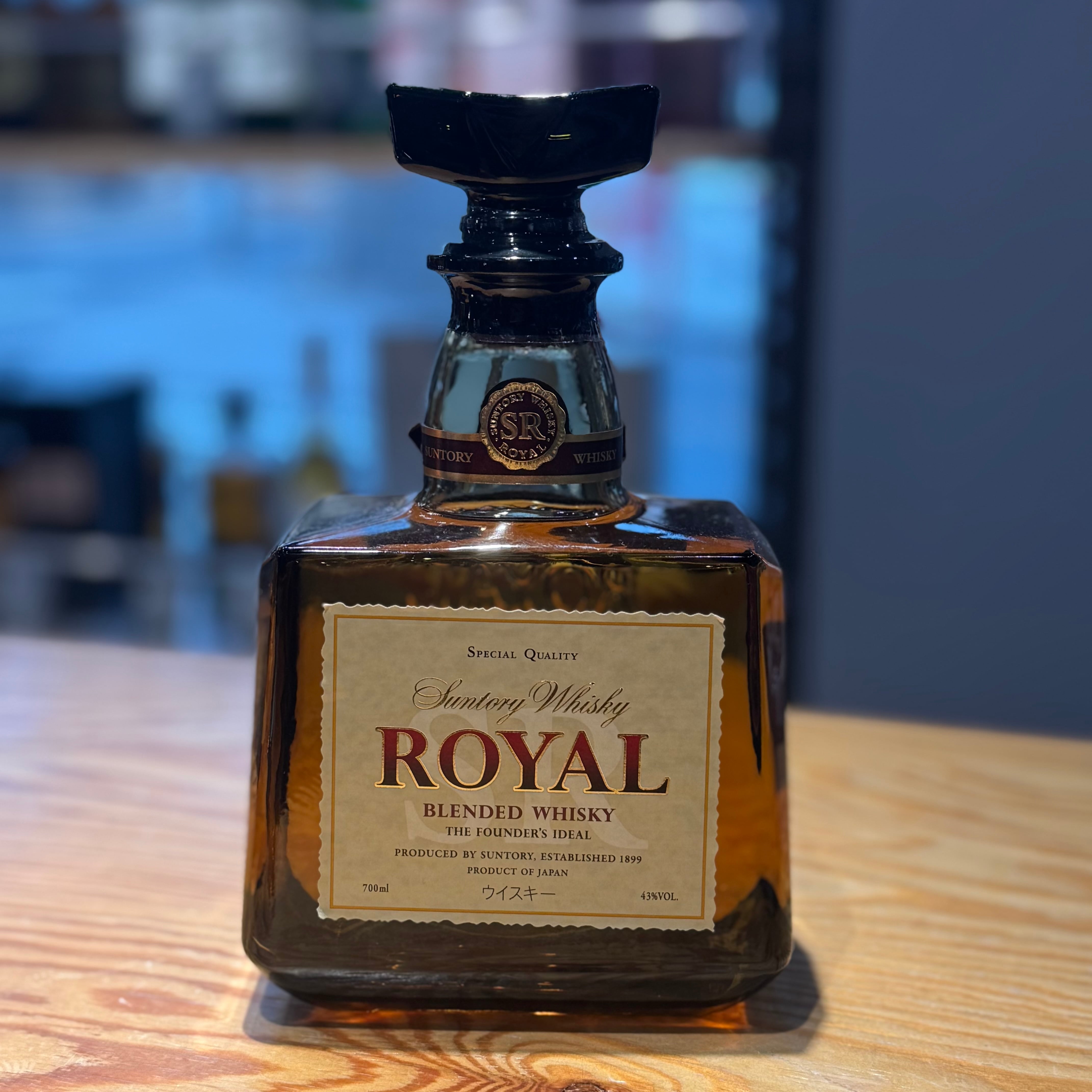 【ローヤル 角瓶】BLENDED WHISKY 43度 700ml