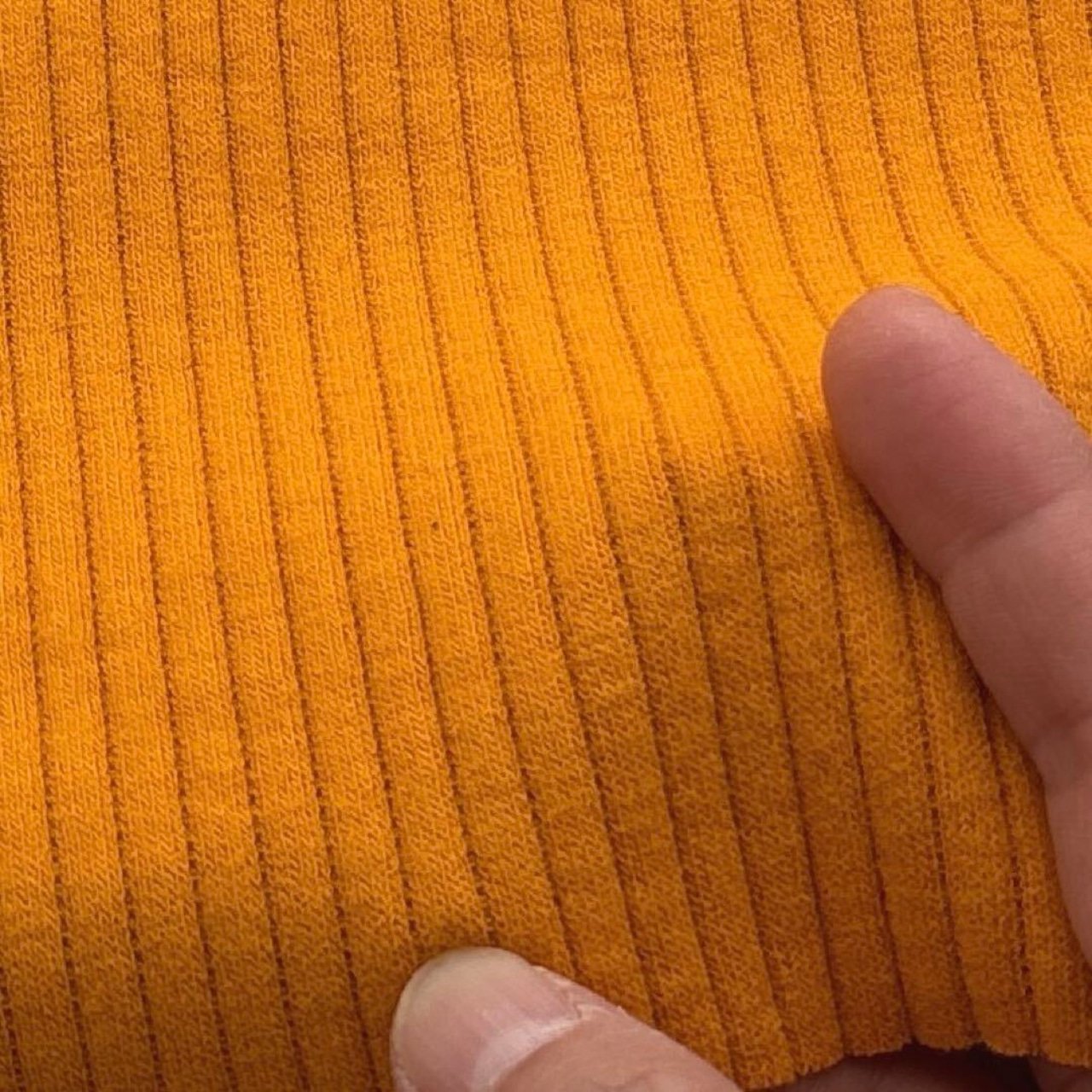 ★TC027◆2m◆アクリル混針抜き弱起毛ニット生地◆マスタード