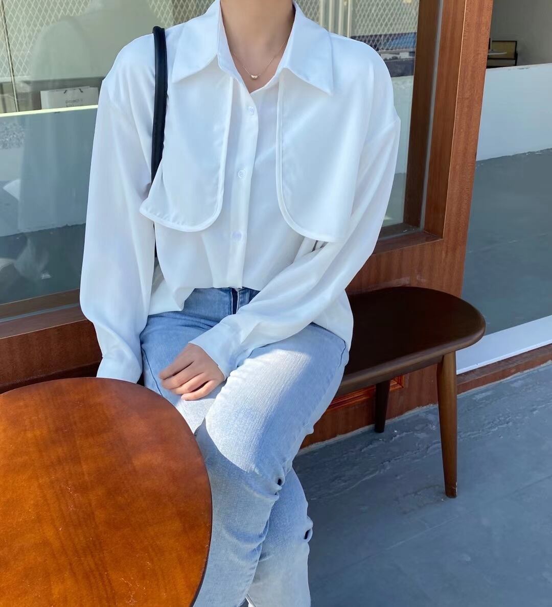 ダブルガンパッチ風　ブラウス　AJ2205-608