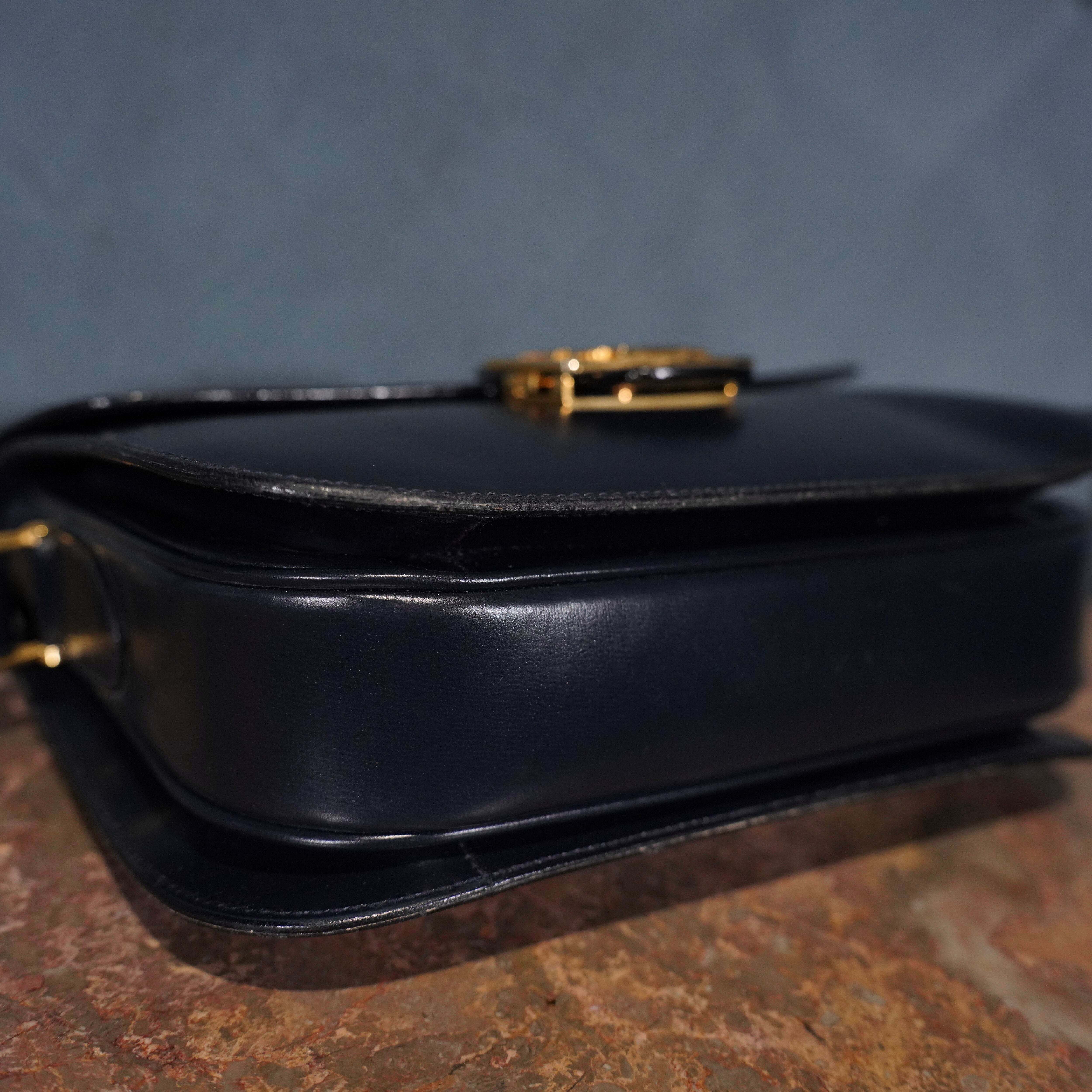 CELINE CARRIAGE LOGO DESIGN LEATHER SHOULDER BAG/オールドセリーヌ