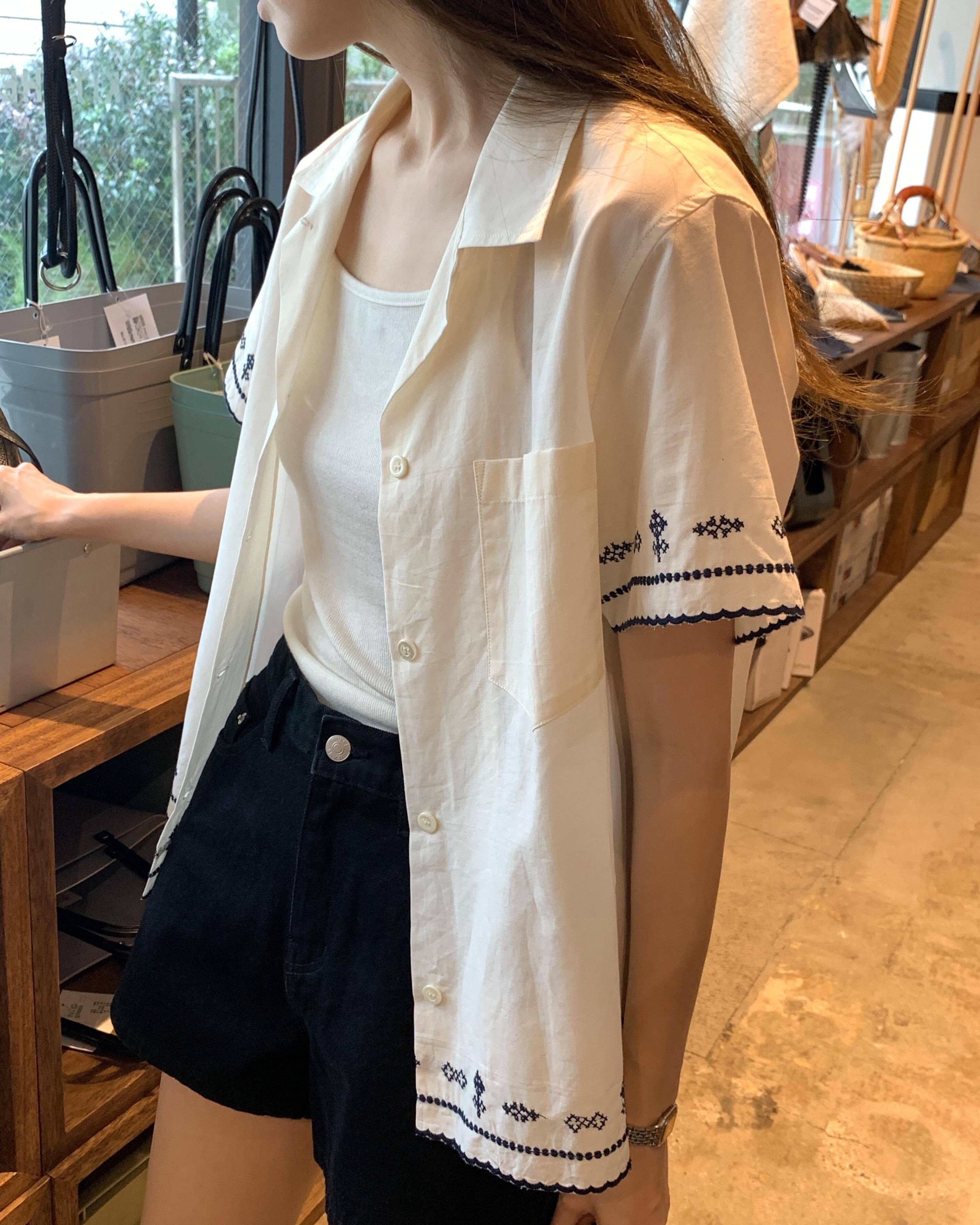 (予約) ounce / Embroidery Border Shirt / 2color
