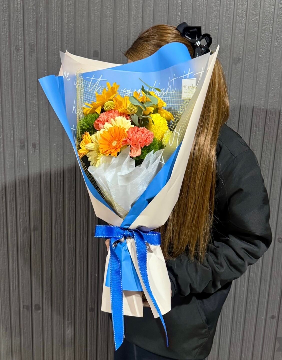 元気いっぱいビタミンカラーのお花の花束