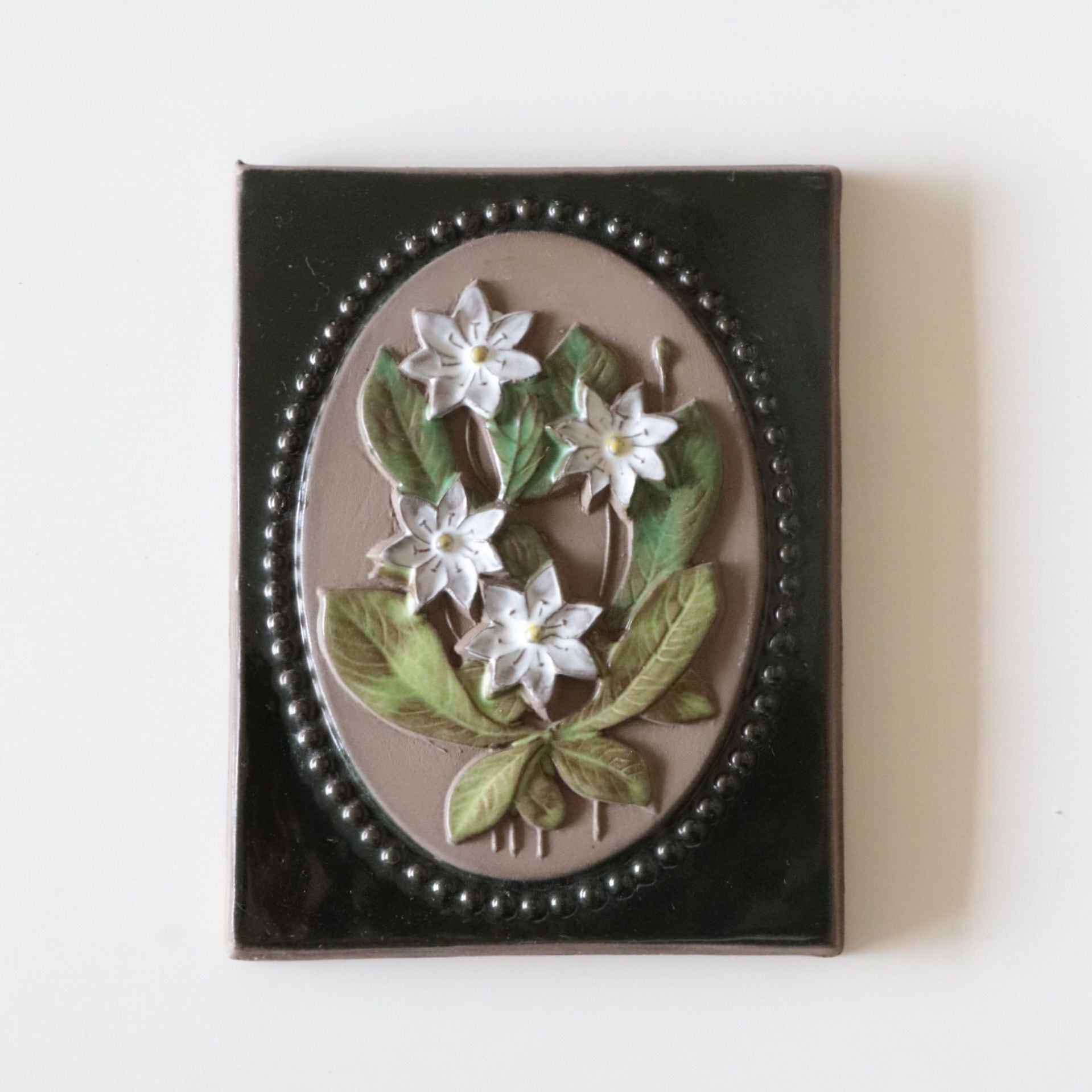 北欧　ヴィンテージ　ジイガントフタ　すずらん♪　陶板 Jie Gantofta ジィガントフタ / スズランの陶板 No.5151 | iichi