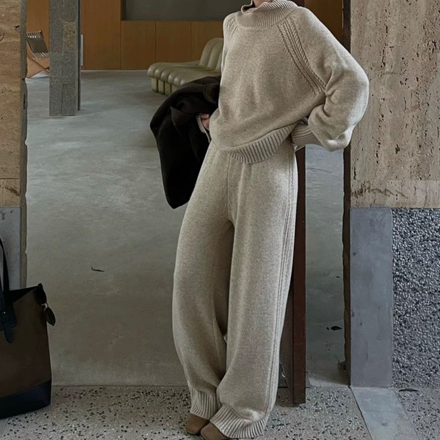 ワイド モックネック ニット・パンツ２点セット　YH9744