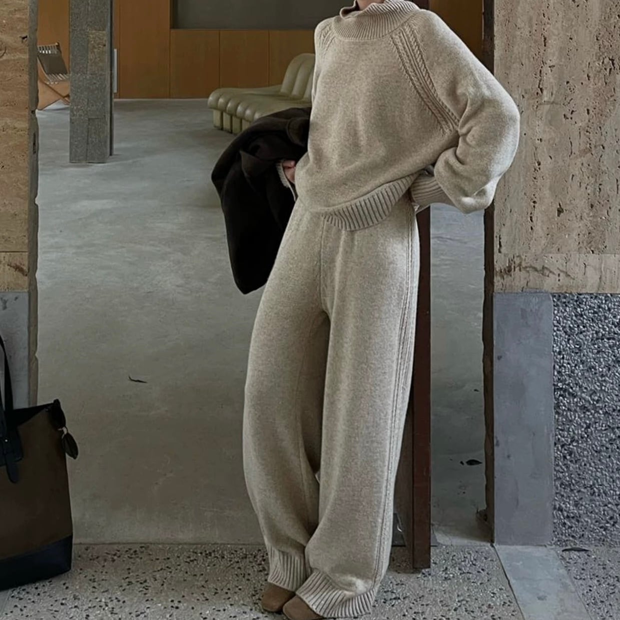 ワイド モックネック ニット・パンツ2点セット YH9744