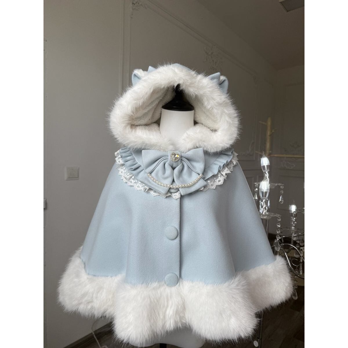 猫耳ロリータボアケープコート | Maiden's Rêve