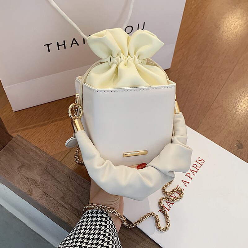 ワイルドミニバケットバッグ女性バッグ2020新しい波バージョンワイルドメッセンジャーバッグネット赤いファッションポンピング小さなバッグ Tiancai_Wing_Bag4000163