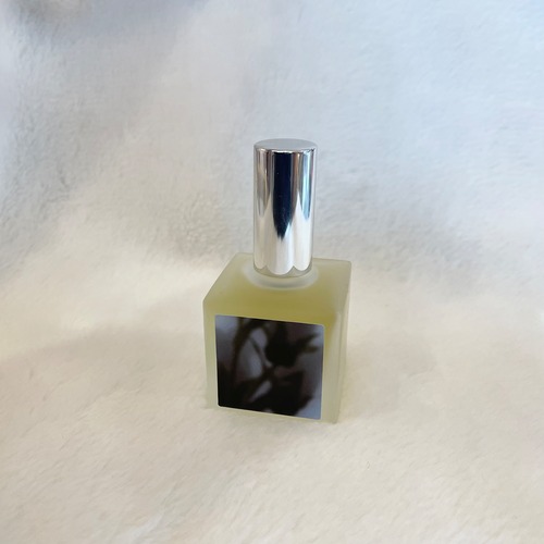 ritsuko karita/mulch perfume  menthe 30ml
