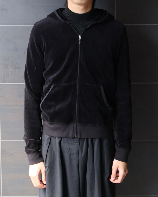 Back design velor zip hoodie