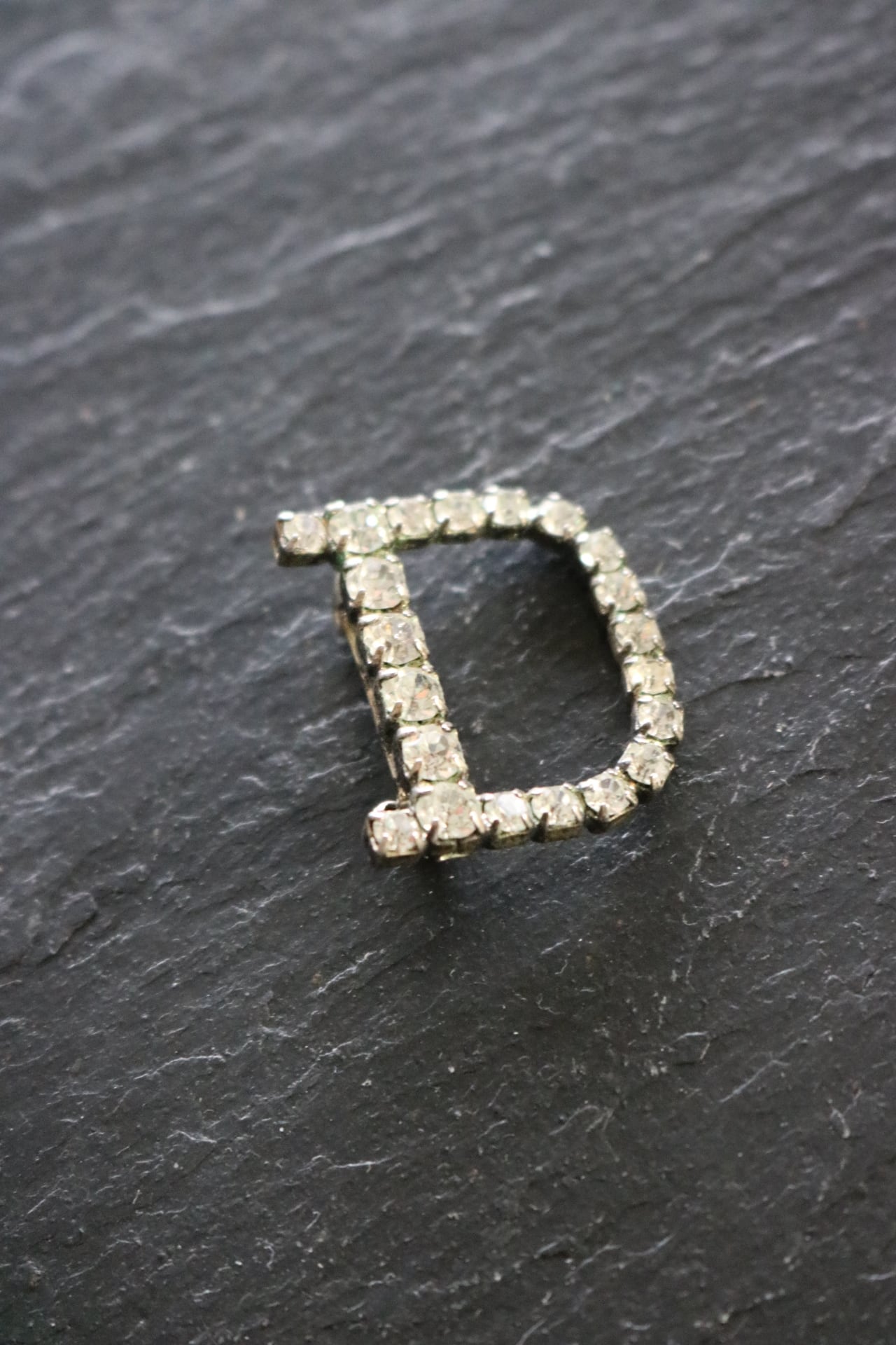 ヴィンテージ ブローチ