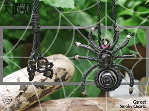 神仏の使い『天眼石』『スモーキークォーツ』蜘蛛マクラメ編トップネックレス