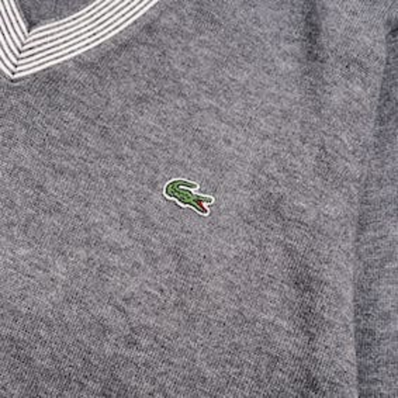 90s LACOSTE ラコステ Vネック ワンポイント刺繍 コットン ニット セーター 2/グレー系 メンズ