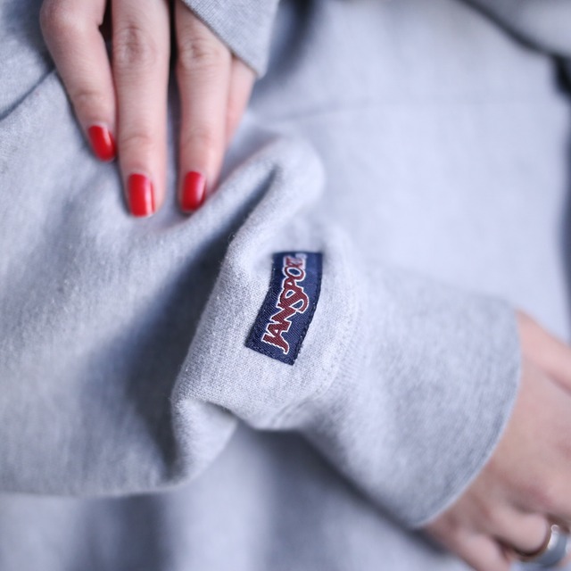 "JANSPORT"  light gray over silhouette sweat parka