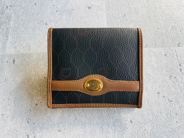 Christian Dior Diorラウンドプレート ハニカム柄 折財布