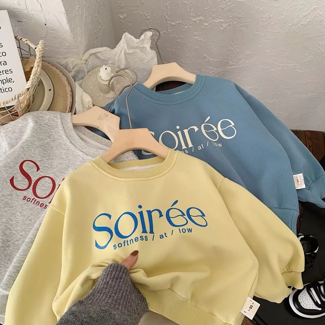 【取寄】シンプルおしゃれに決まる英字プリントスウェット