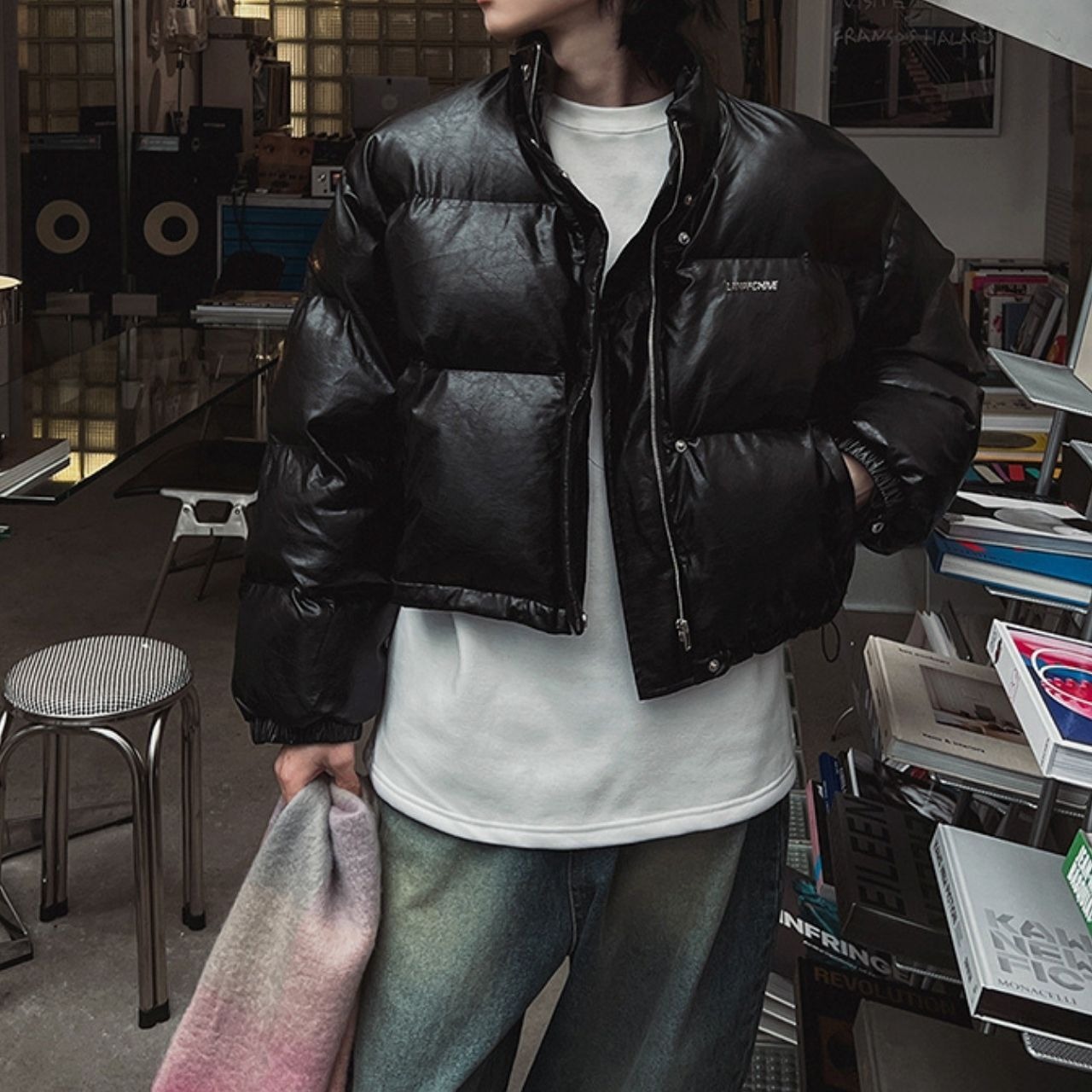 レザー風ボリュームコットンブルゾン　1005