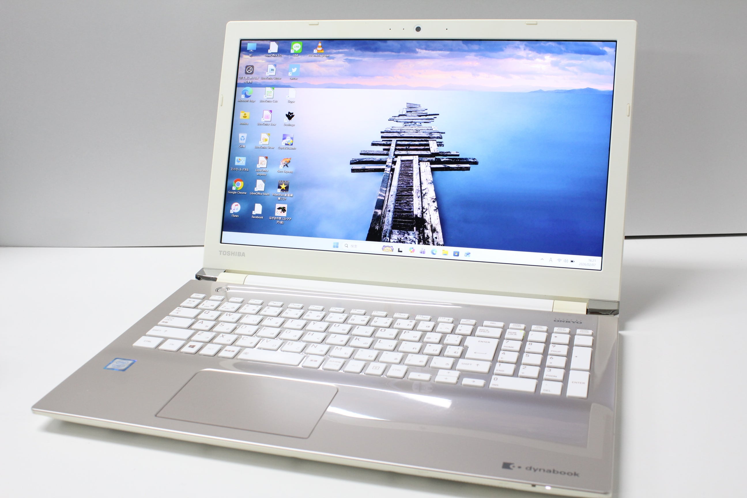 中古良品ノートパソコン 東芝 T45/TWD 第5世代i3/爆速SSD256GB/メモリー8GB/無線内蔵/DVDマルチ/WEBカメラ搭載/Windows11/24H2 中古良品ノートパソコン 東芝 T45/TWD 第5世代i3/爆速SSD256GB