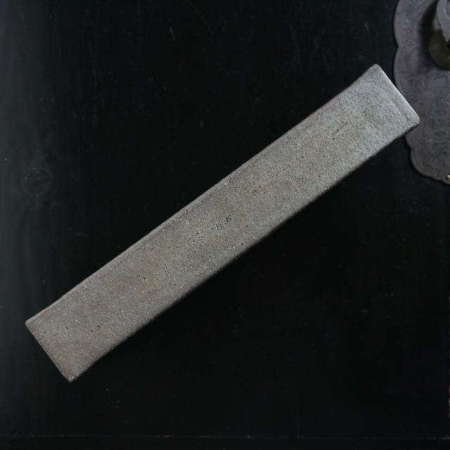 信楽焼　焼き締め　長角花器　大