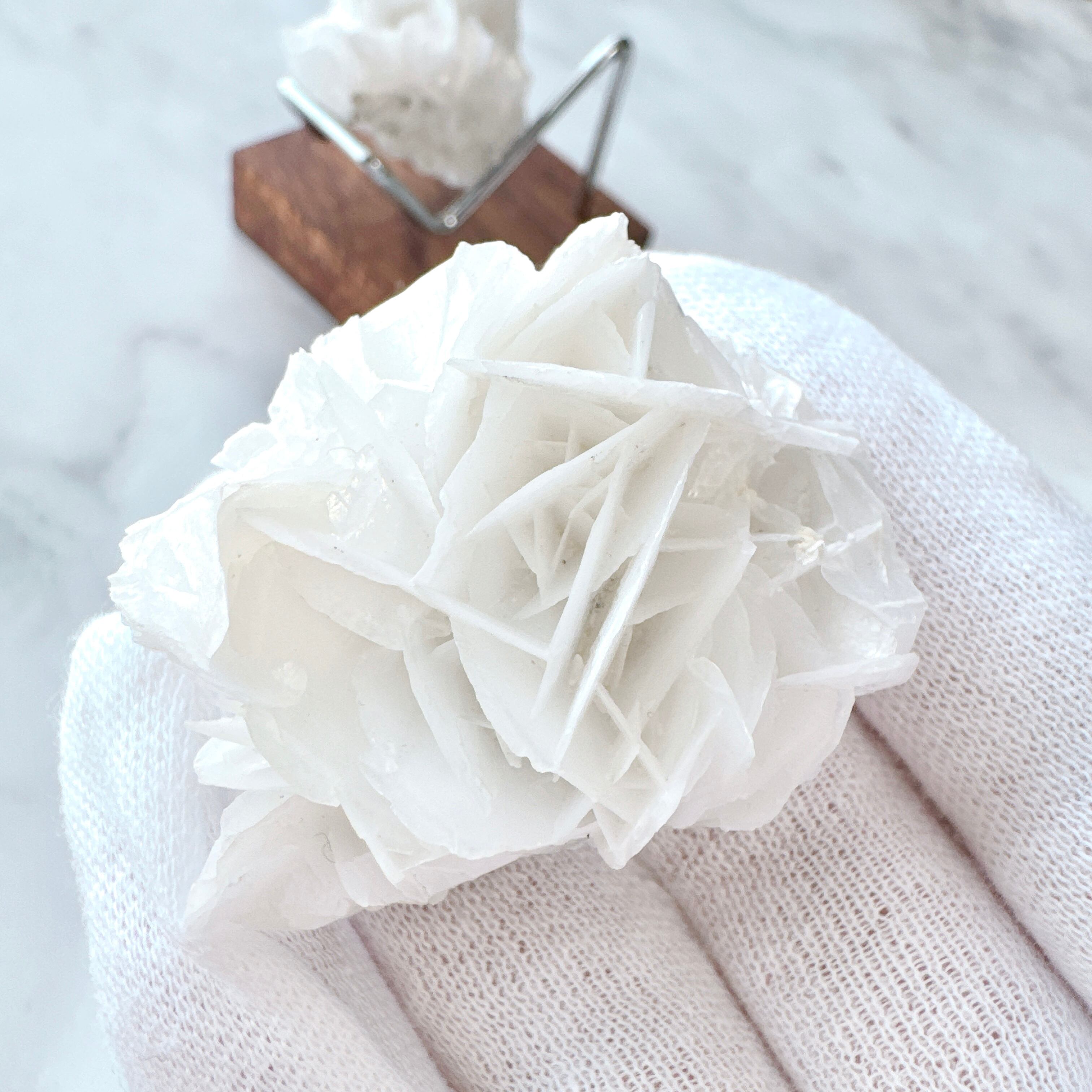 Special Item】ホワイトローズカルサイト クラスター 原石 天然石