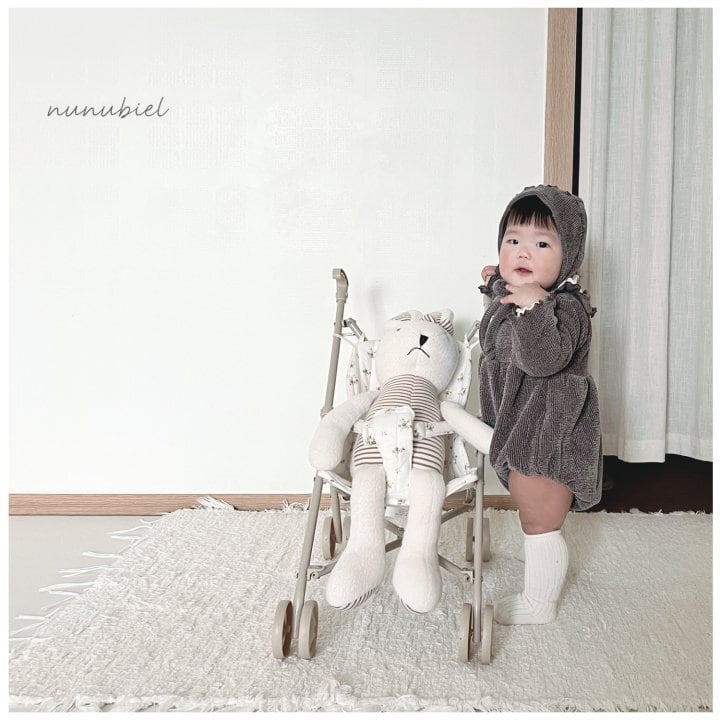 nunubiel【即納・送料無料】フリルロンパース&ボンネット scalet