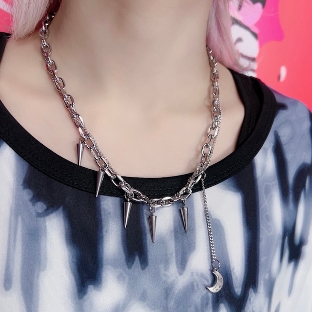 CRESCENT MOON SPIKE NECKLACE