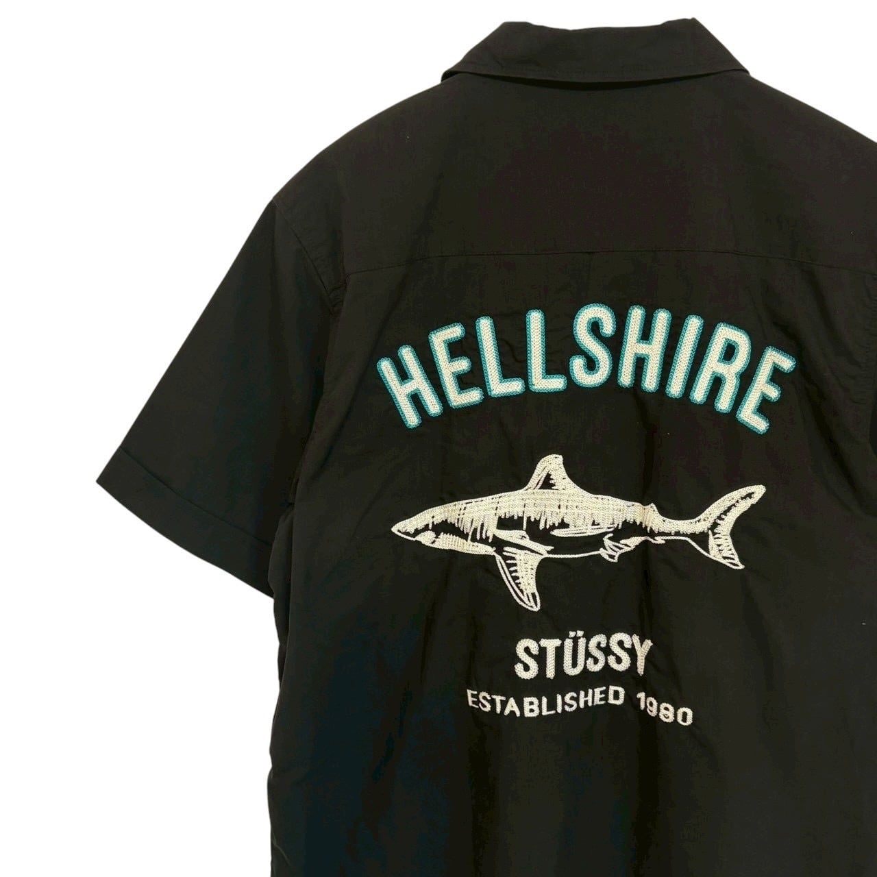 stussy ステューシー 半袖シャツ M 開襟 バックロゴ 刺繍ロゴ サメ