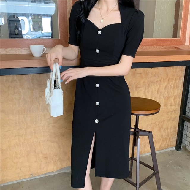 ワンピース 半袖 春 きれいめ 大きいサイズ フォーマル タイトスカート 膝下 ミドル丈 ぽわん袖 スクエアネック スリム タイト 細身 ストレート Iライン ハイウエスト 前開き ボタン 黒 ブラック M L XL 2XL 3XL 4XL 大きいサイズ 大人可愛い きれいめ シンプル 大人 上品 おしゃれ かっこいい 無地 韓国 韓国系 オルチャン スタイル モテ 脚長 プチプラ 安い インスタ映え こなれ感 セクシー エレガント 主役級 オフィス OL 通勤 デート 女子会 20代 30代