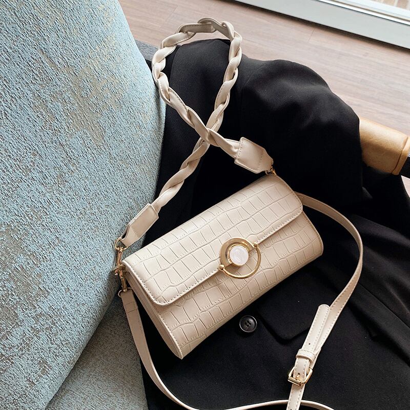 今年の人気のスモールバッグレディース2020新しいトレンディなファッションレディースワンショルダー脇の下バッグネット赤レトロメッセンジャーバッグ Tiancai_Wing_Bag3962900