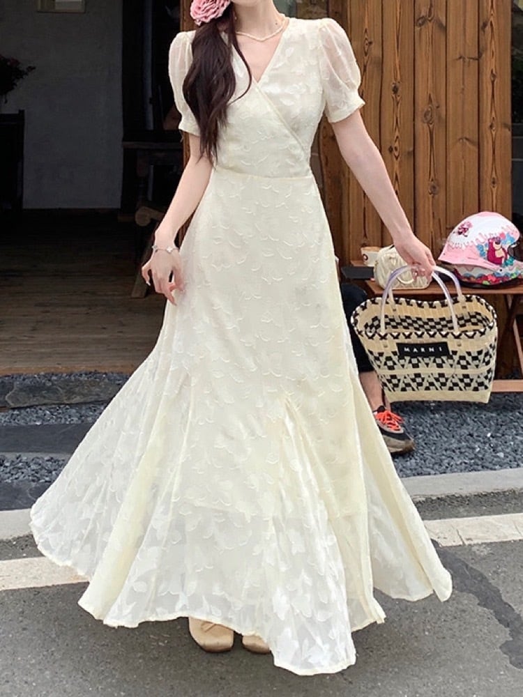 ロマンティックに舞う上品な花柄ワンピース カシュクール フレア パフスリーブ 上品 韓国 大きいサイズ CH9779