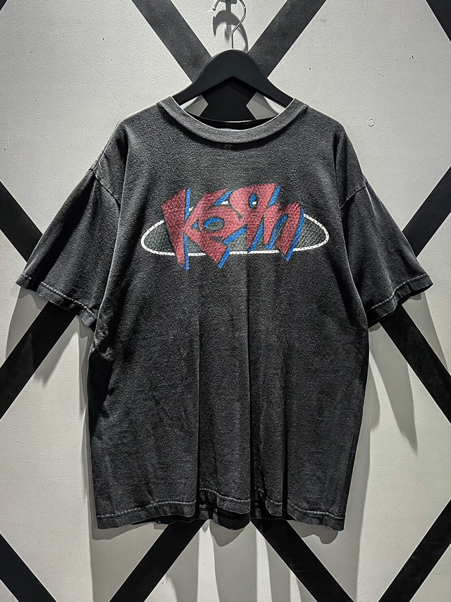 【X VINTAGE】"KORN" 90's Logo Print Design T-Shirt