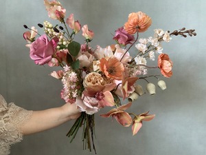 soft pink and orange bouquet