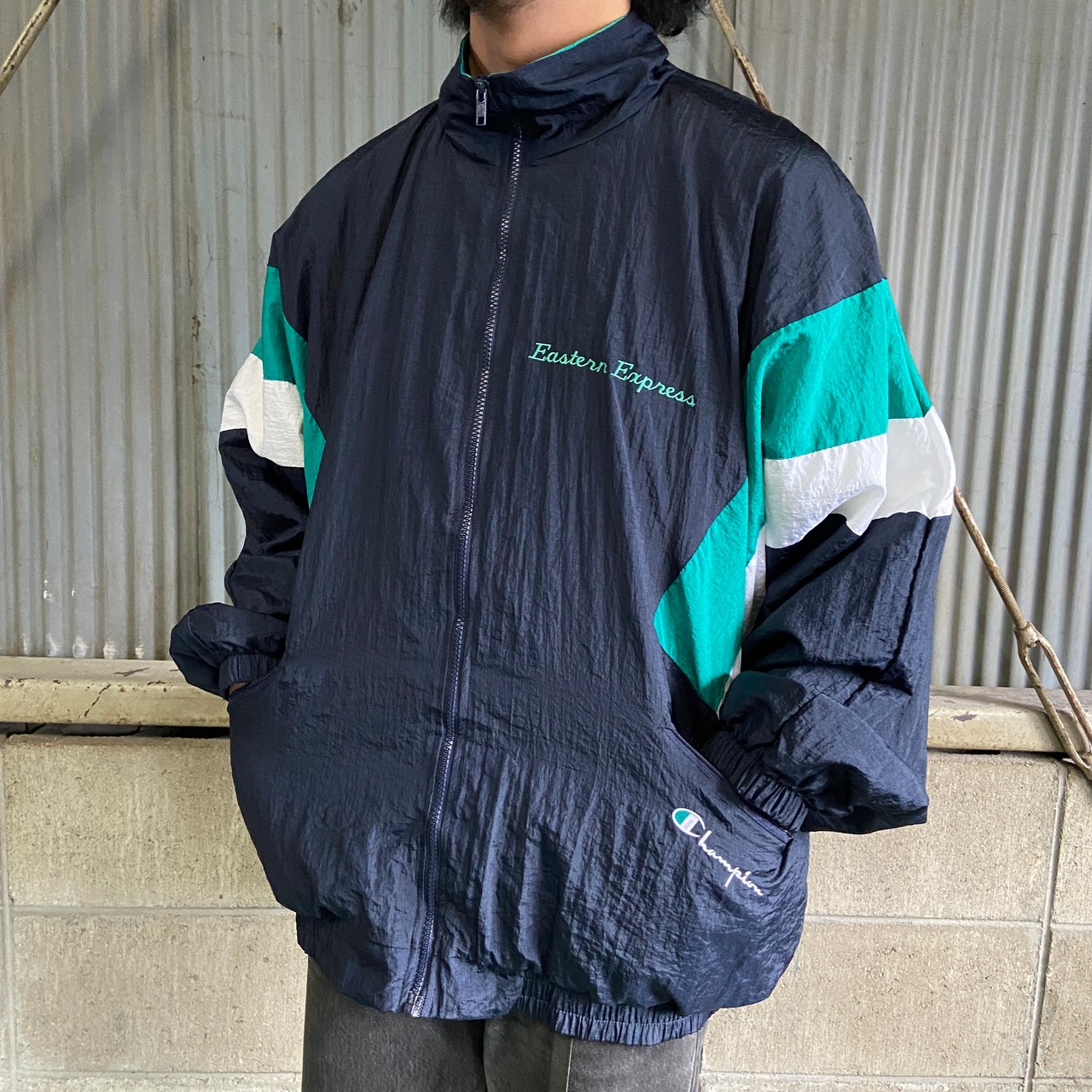 90年代 Champion チャンピオン バックロゴ 刺繍 ナイロンジャケット 