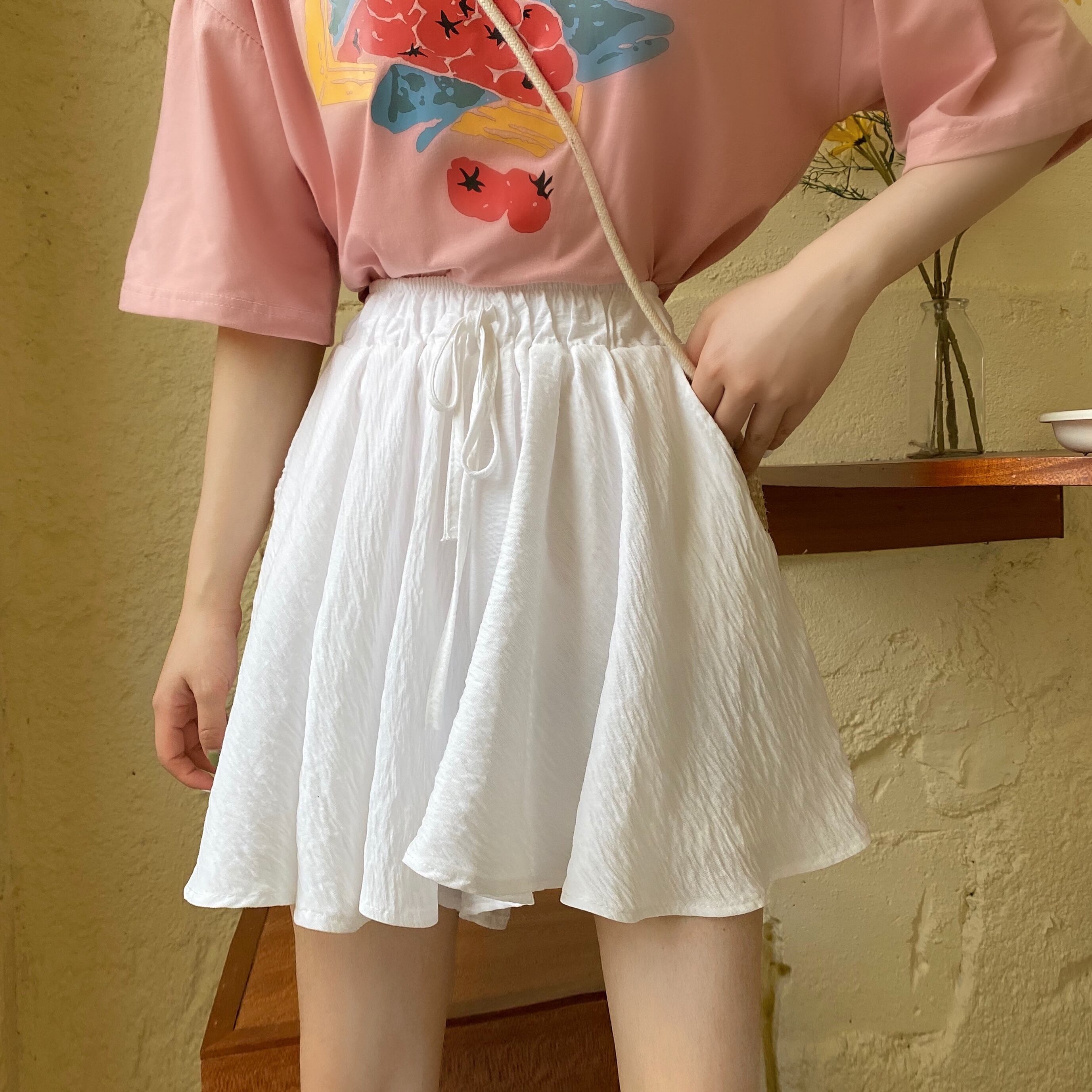 カジュアルスカートパンツのバージョン2020夏の新しい女性のルーズワイルドワイドレッグパンツブラックハイウエストスリムショーツ 1号婦人48898169615