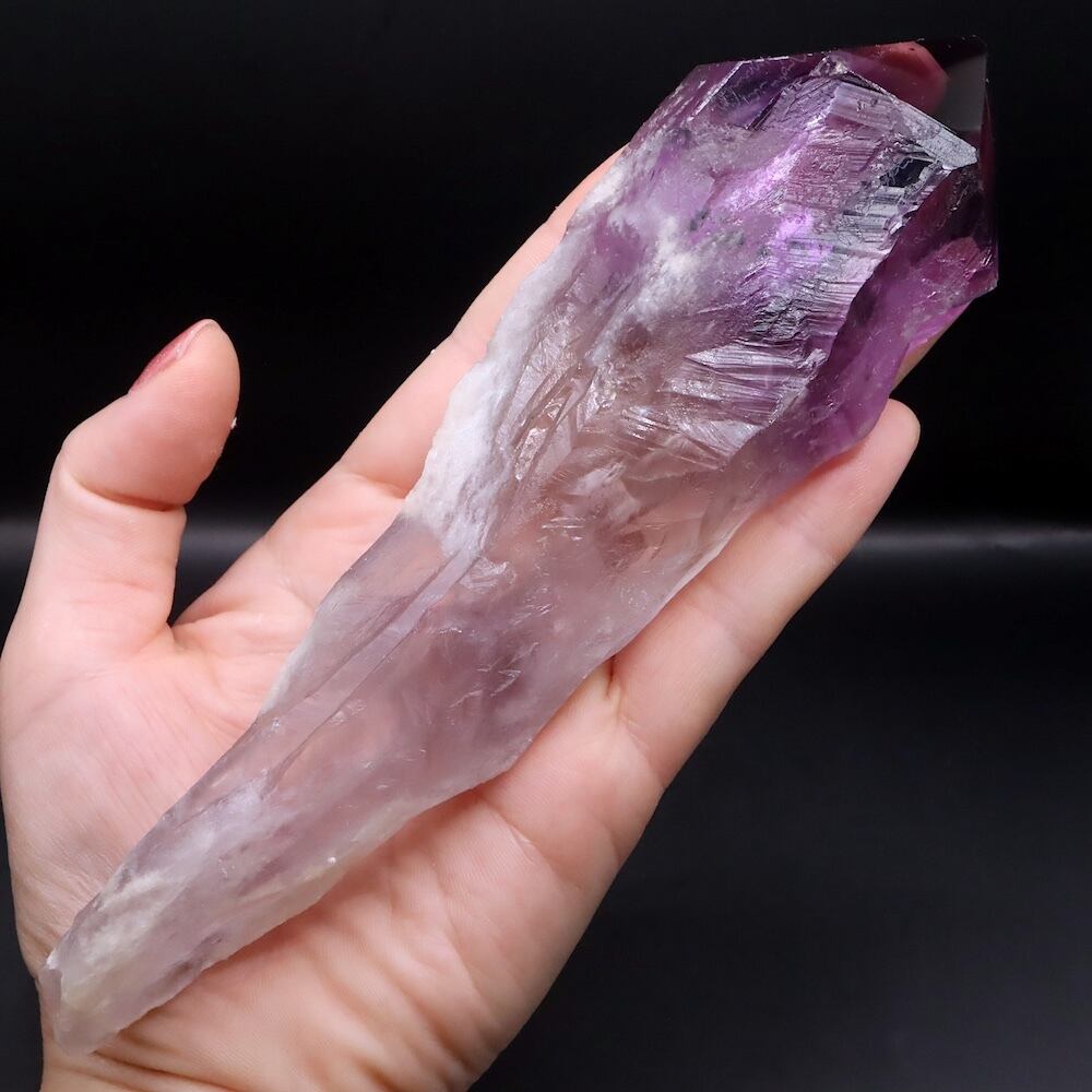 アメジストポイント 紫水晶 238.2g AMT339 鉱物 原石 天然石
