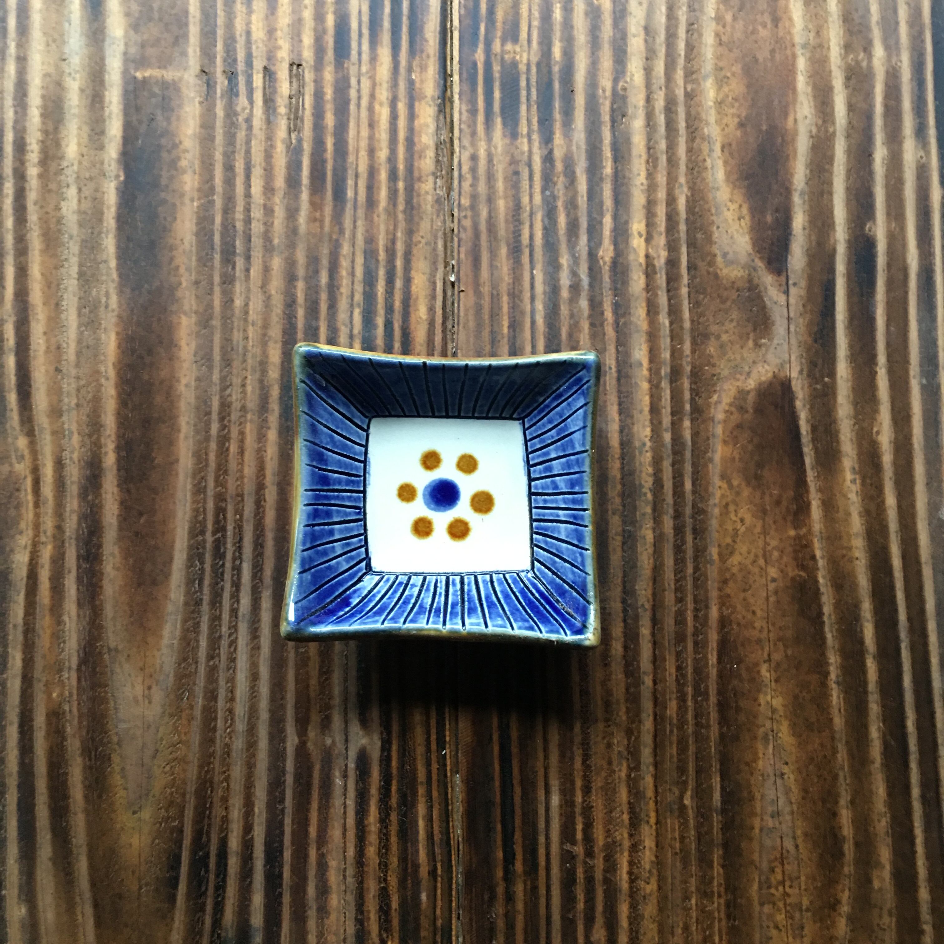 作家　陶芸作家　四角板皿　どっしりとした四角皿　金箔　練り込み 作家 陶芸作家 四角板皿 どっしりとした四角皿 金箔 練り込み 作家 陶芸